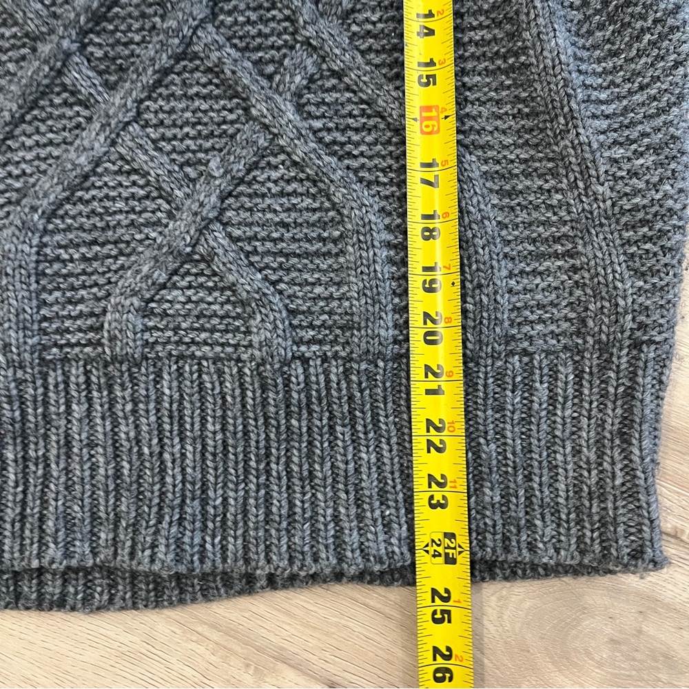THE LOFT Turtleneck Cable Knit Sweater - Medium - Picture 10 of 11